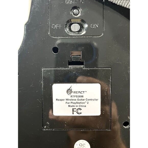 React Reaper Model #RTPS2696 Guitar Hero Guitar Controller No Dongle Tested - Picture 10 of 11